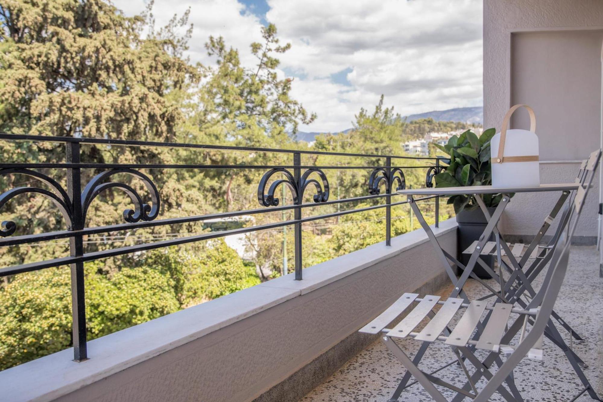 Dios Zeus Temple View 1 Bedroom Apartment *